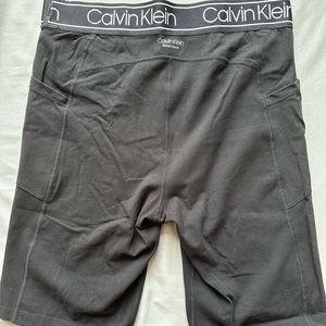 Calvin Klein Performance Stretch Shorts (M) NEW ⭐️